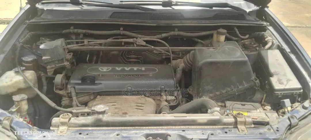 Toyota Highlander 2004 Blue
