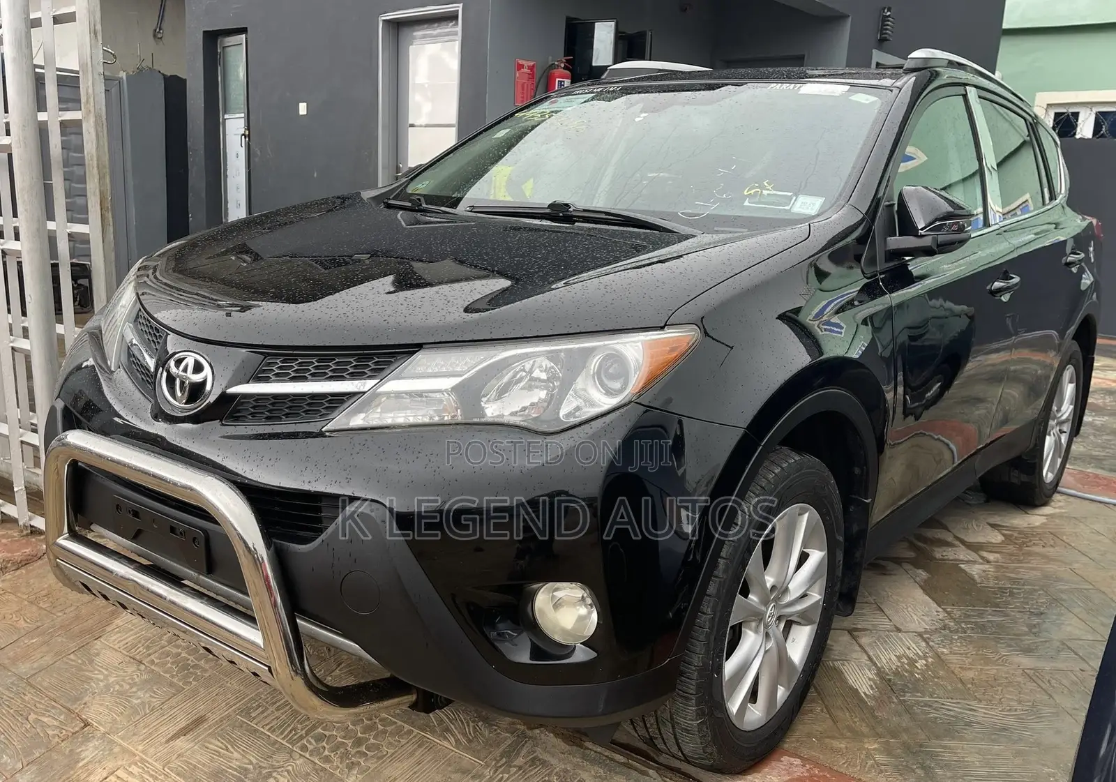 Toyota RAV4 Limited AWD (2.5L 4cyl 6A) 2016 Black