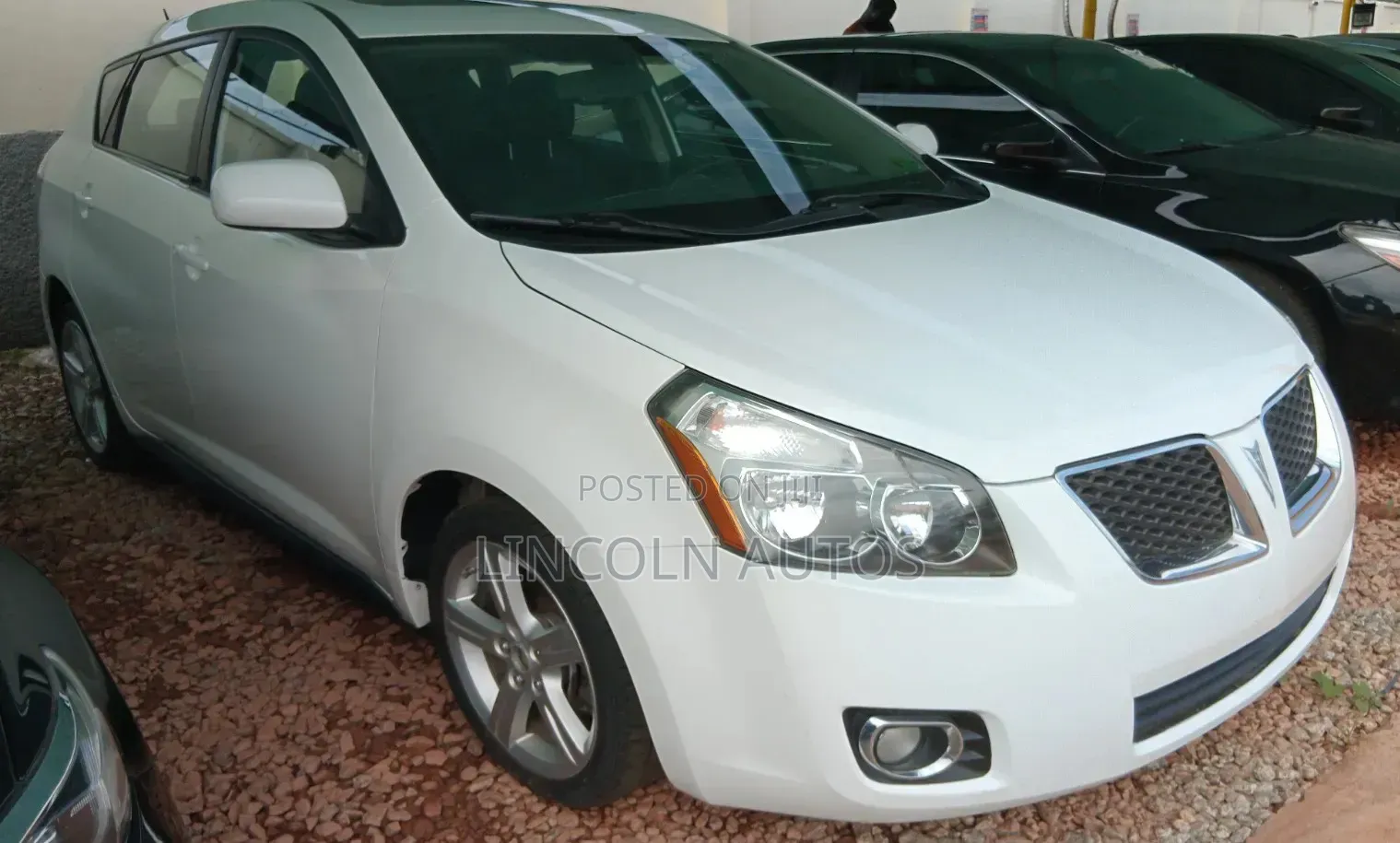 Pontiac Vibe 2.4 4WD 2009 White