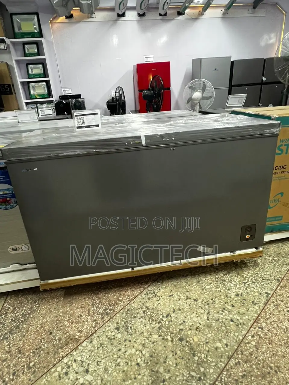 Hisense Inverter Chest Deep Freezer 420litre