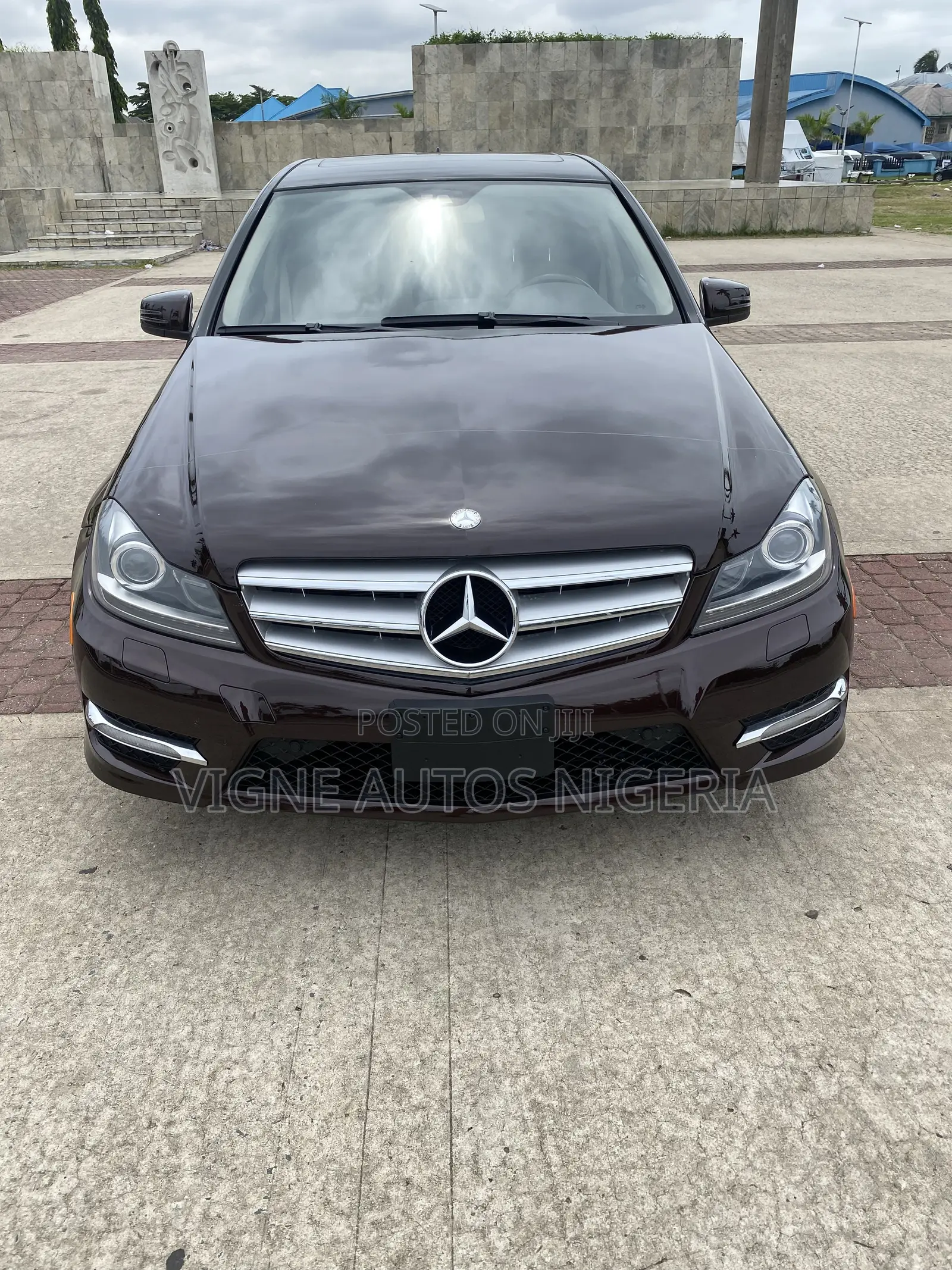 Mercedes-Benz C300 Sport 4Matic Sedan AWD (3.0L 6cyl 7A) 2012 Maroon