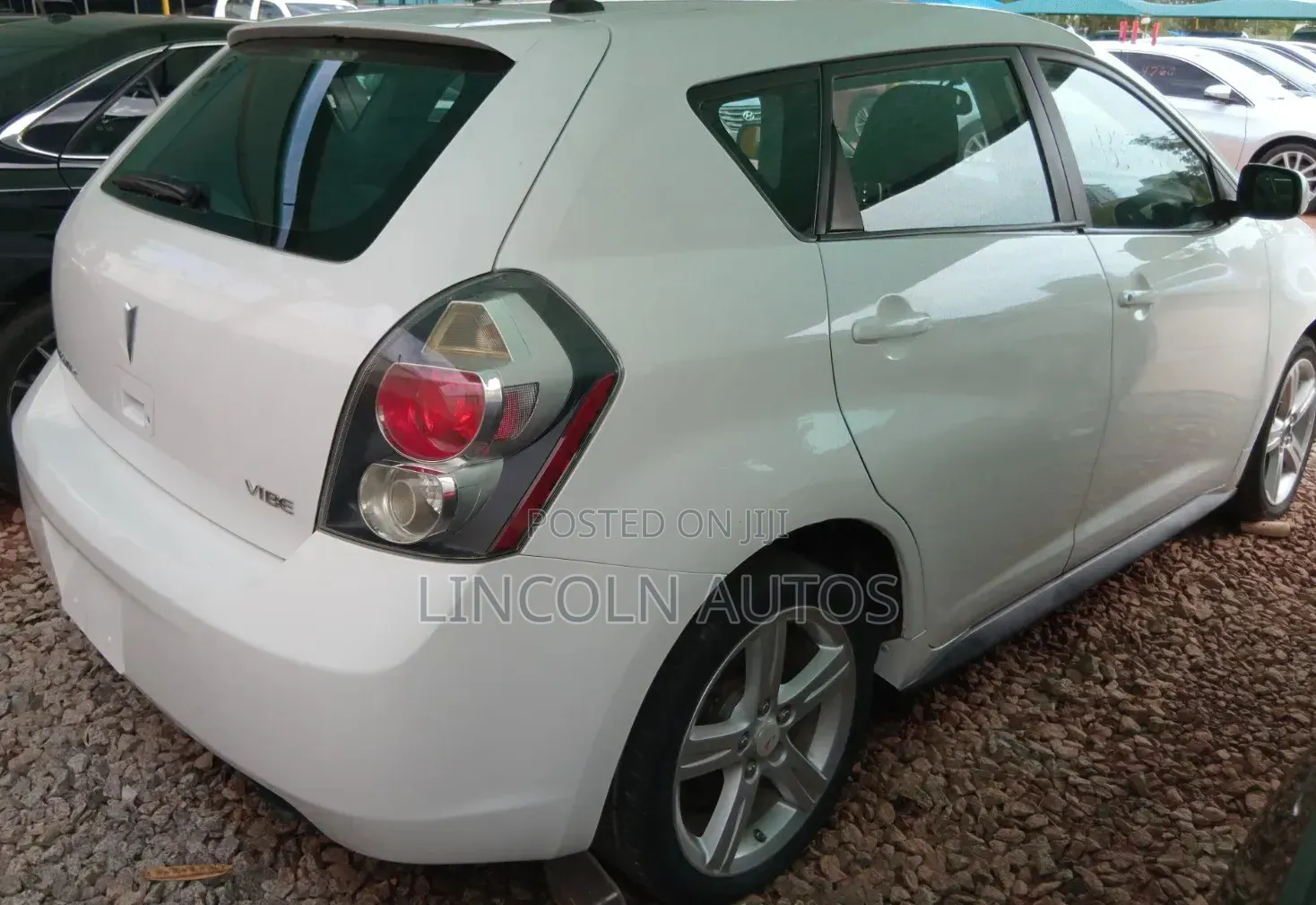 Pontiac Vibe 2.4 4WD 2009 White
