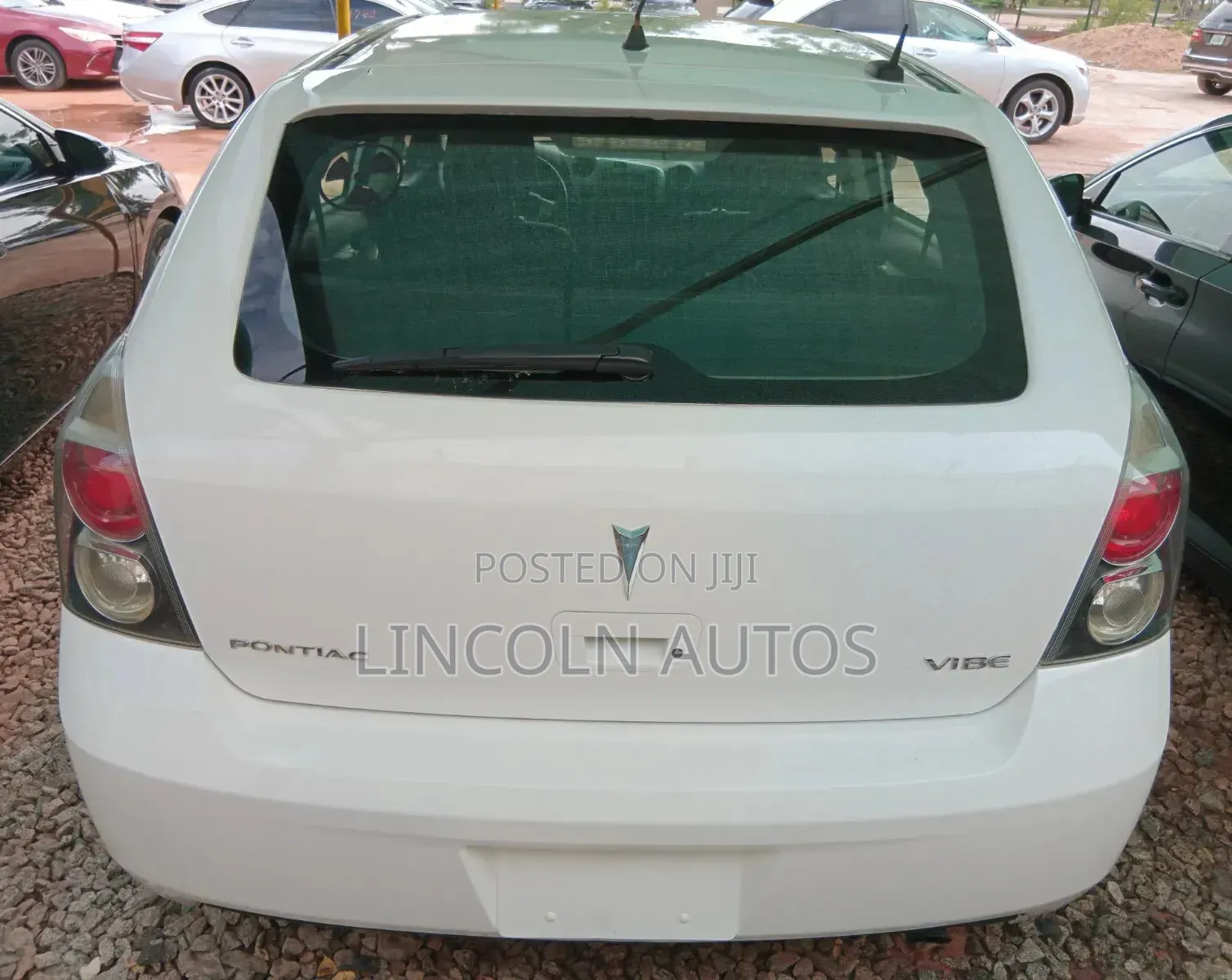 Pontiac Vibe 2.4 4WD 2009 White