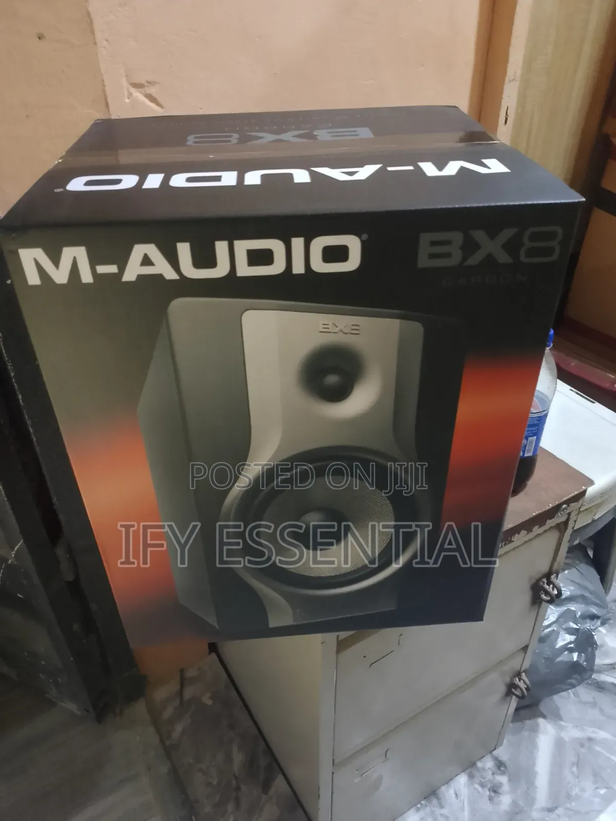 M - Audio Bx8 Carbon