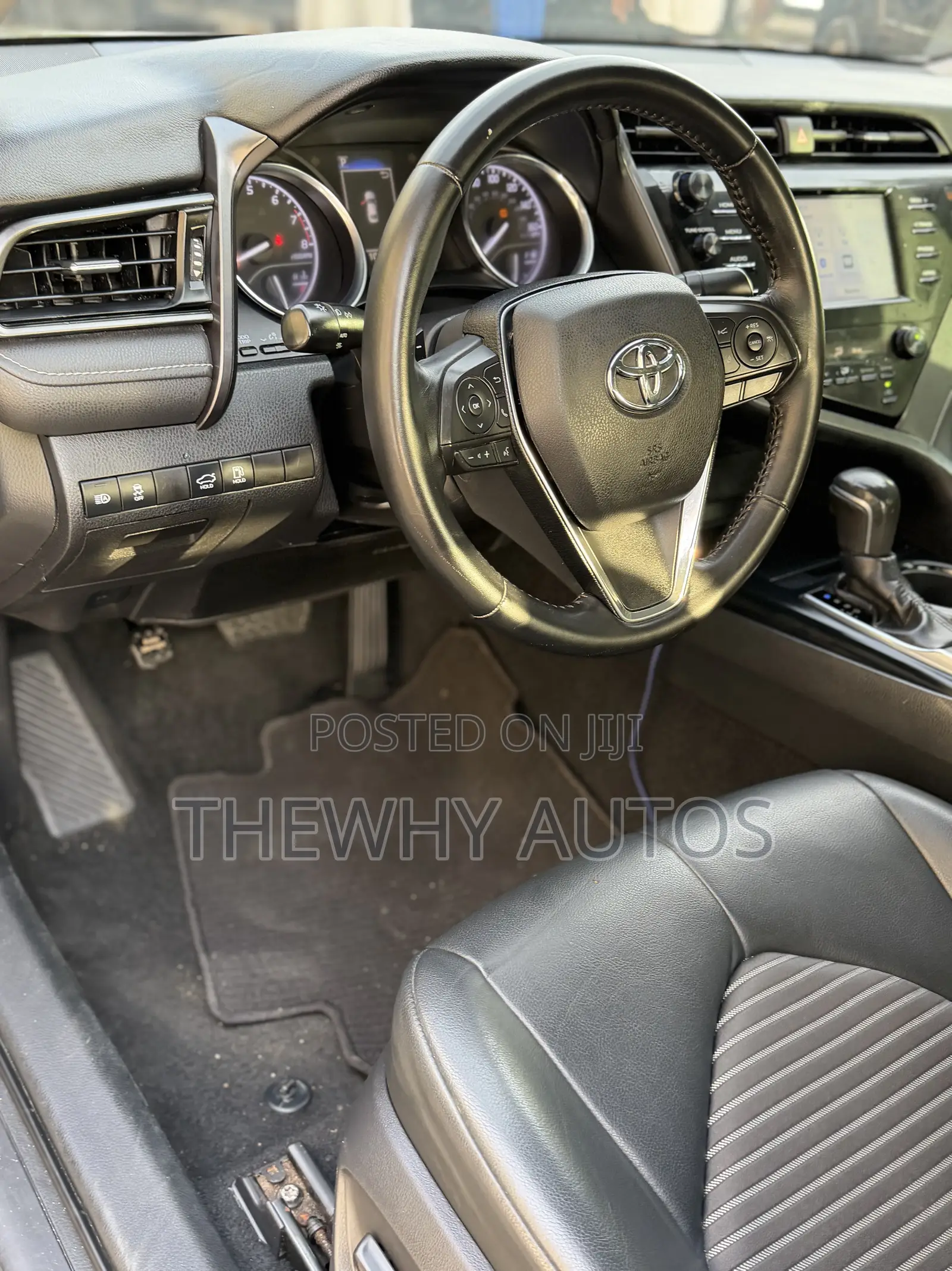 Toyota Camry SE (2.5L 4cyl 8A) 2019 Black