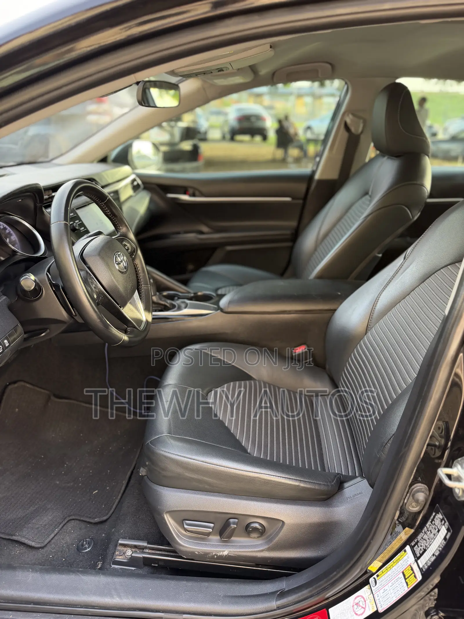 Toyota Camry SE (2.5L 4cyl 8A) 2019 Black