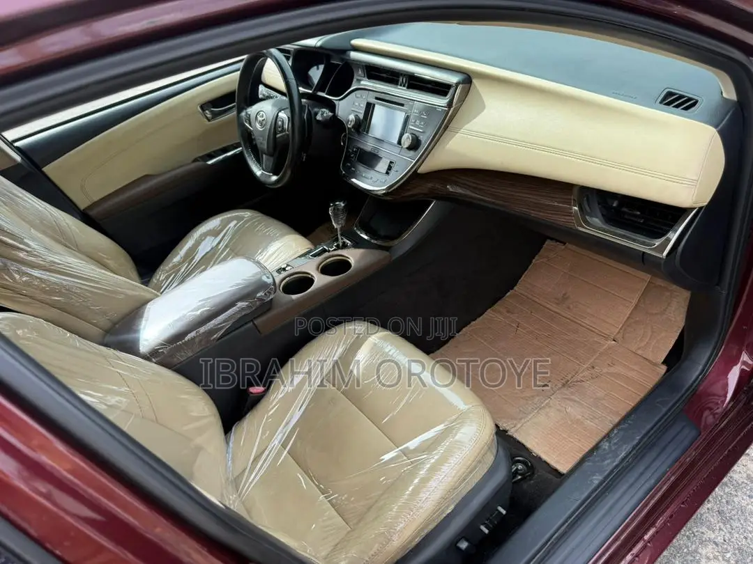 Toyota Avalon XLE 4dr Sedan (3.5L 6cyl 6A) 2015 Maroon
