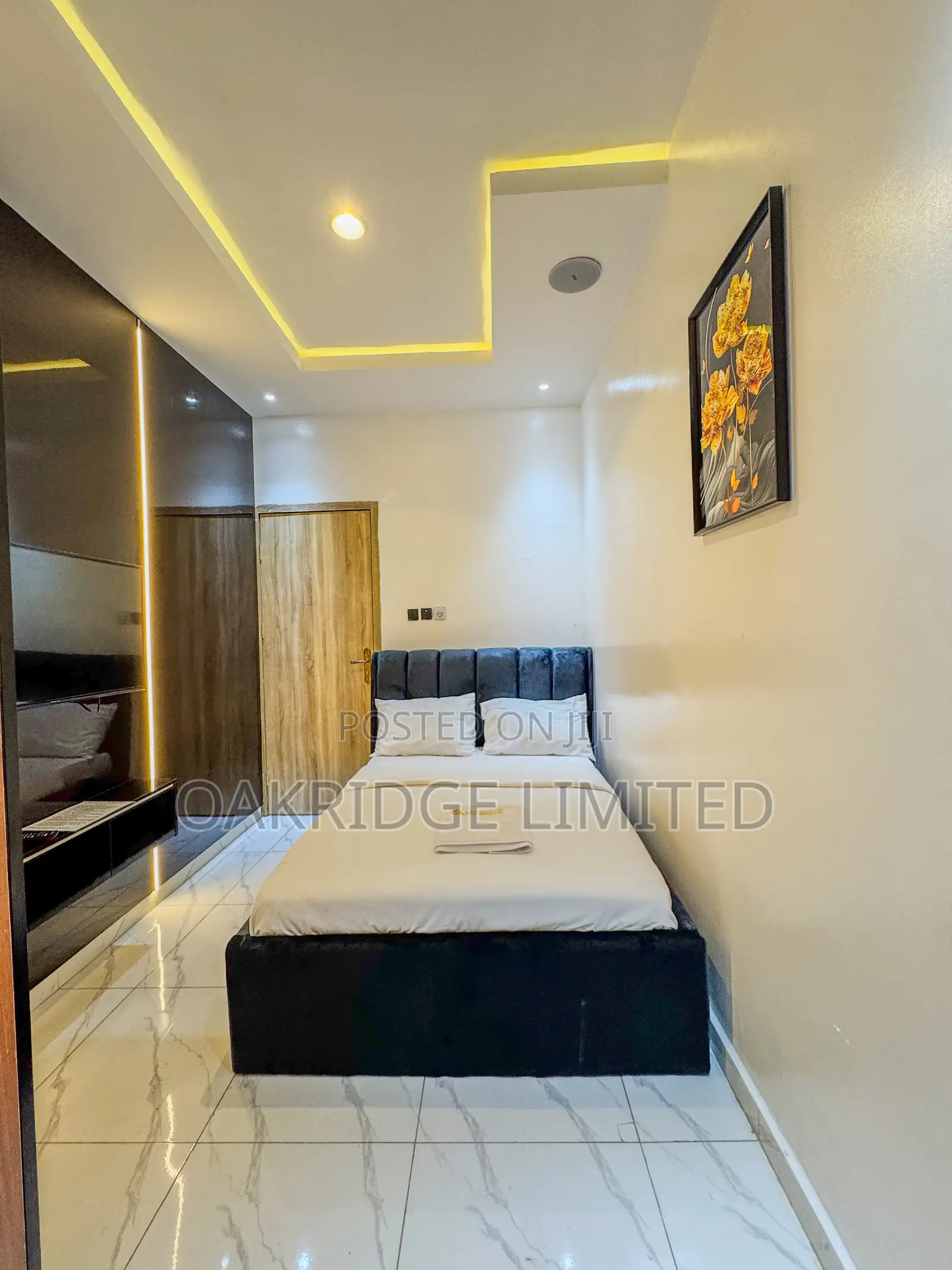 2 Bedrooms Dubai Luxury