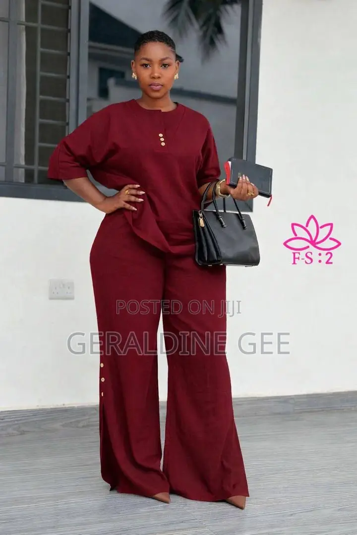 Queens That Like Unique, Authentic Attractive Dress Am at Ur Service