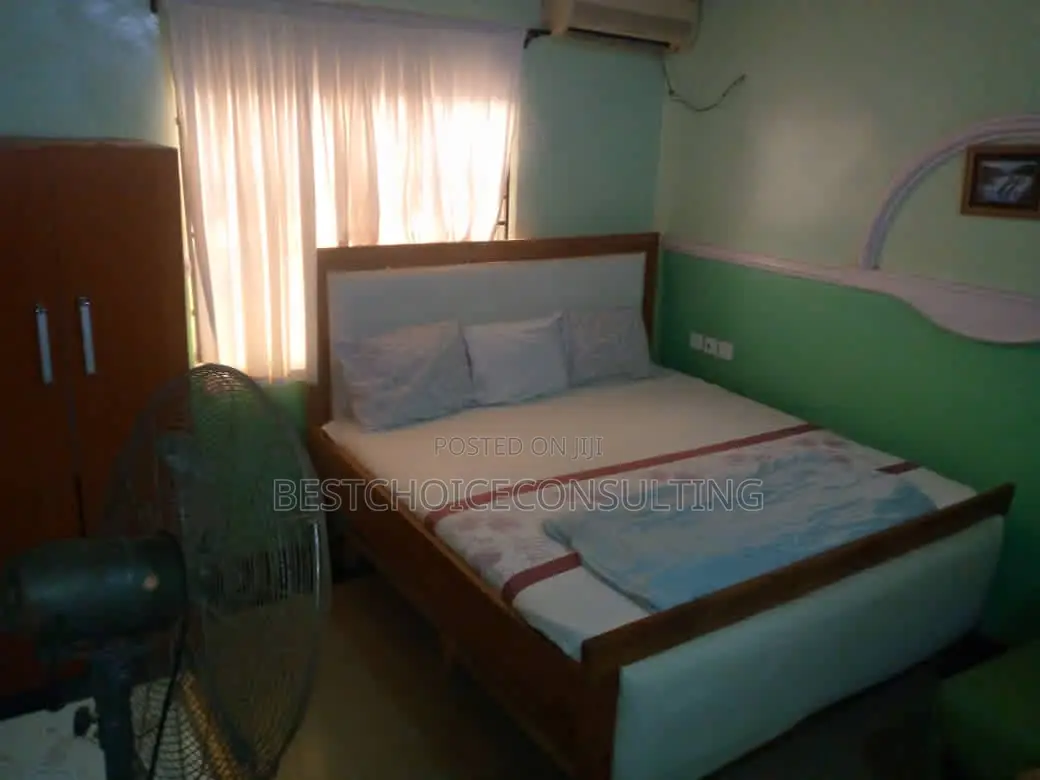 Furnished 14bdrm Shared Apartment in Ologuneru, Eleyele for rent
