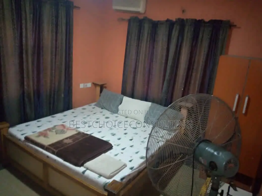 Furnished 14bdrm Shared Apartment in Ologuneru, Eleyele for rent