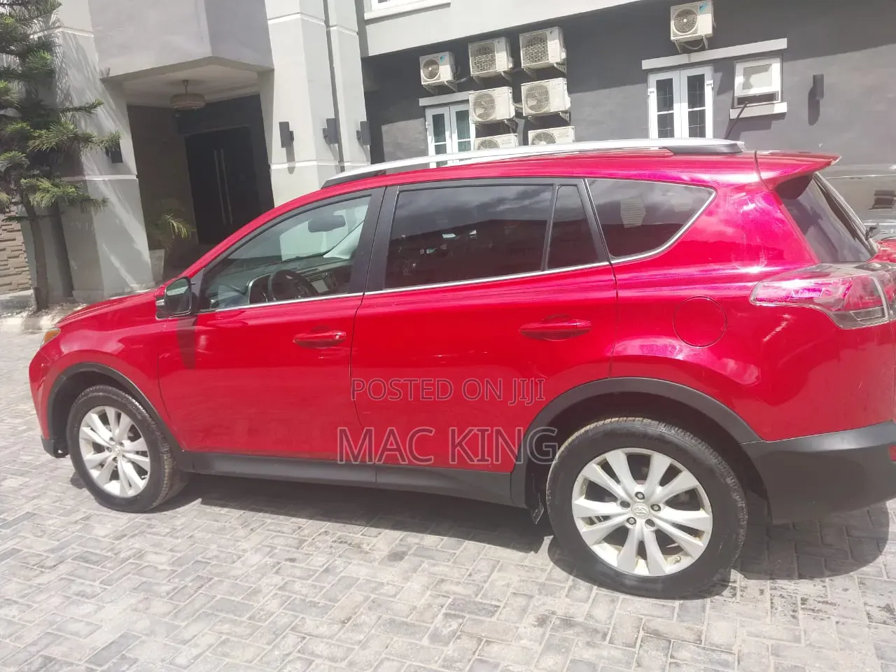 Toyota RAV4 2015 Red