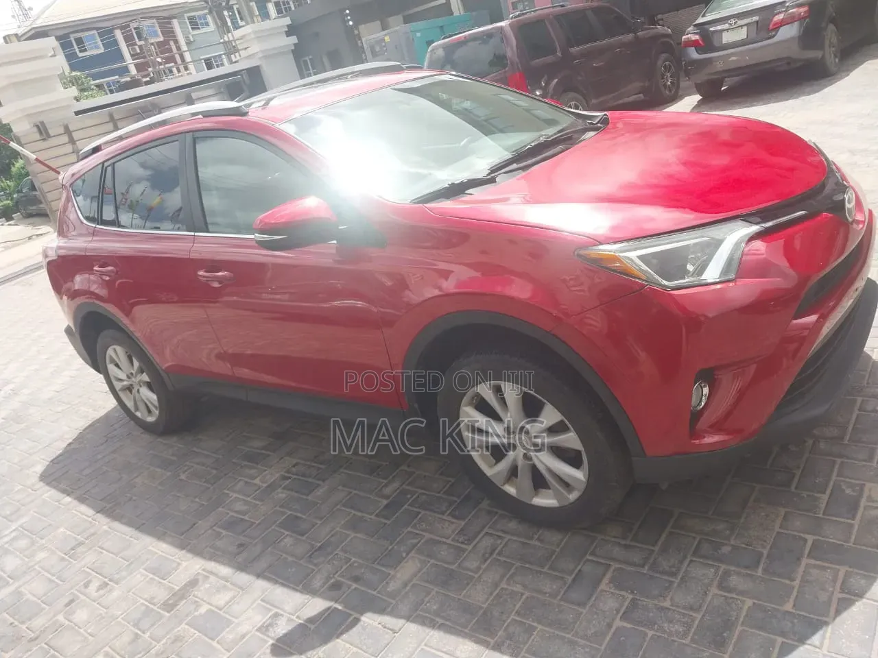 Toyota RAV4 2015 Red