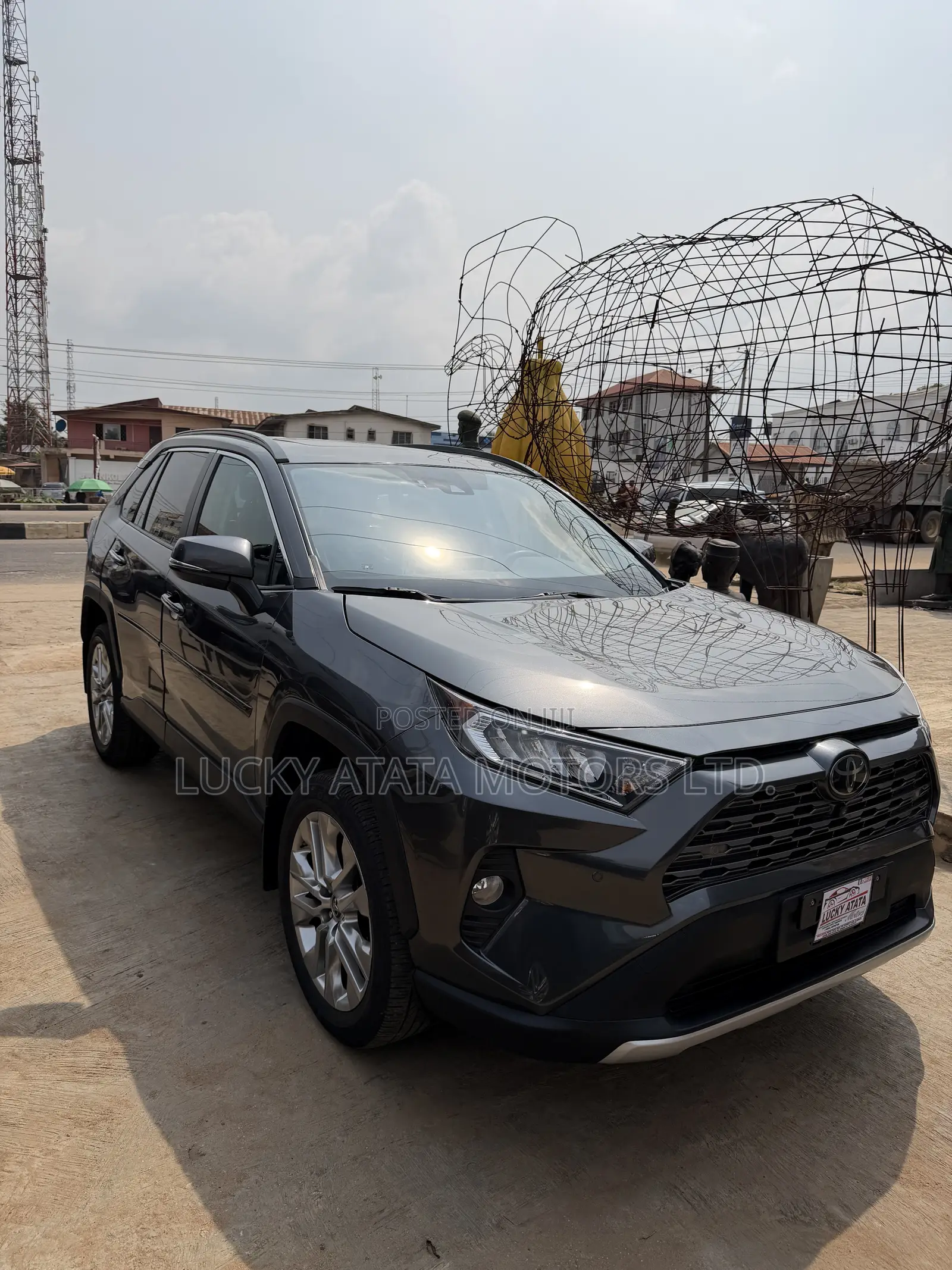 Toyota RAV4 Limited AWD 2019 Gray