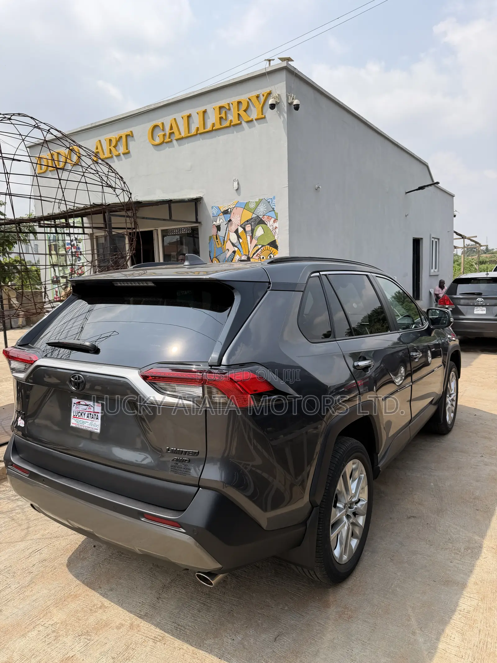 Toyota RAV4 Limited AWD 2019 Gray