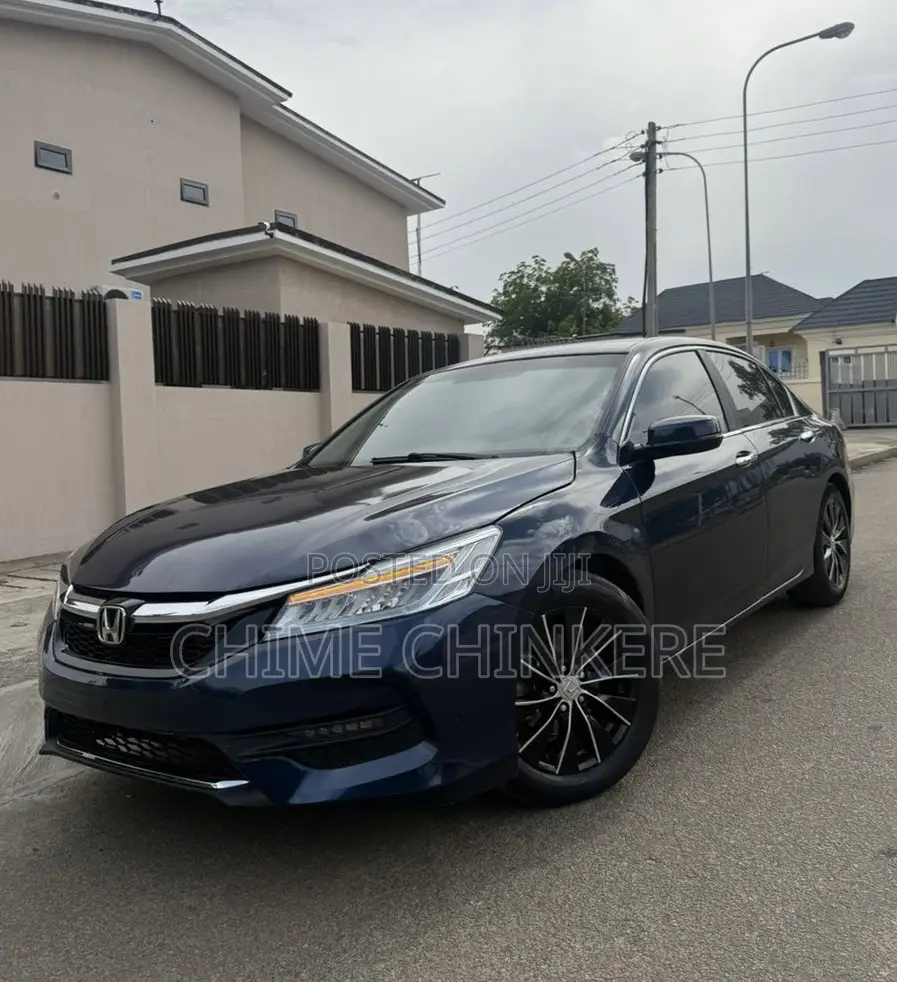 Toyota Avalon XLE Touring 4dr Sedan (3.5L 6cyl 6A) 2014 Blue