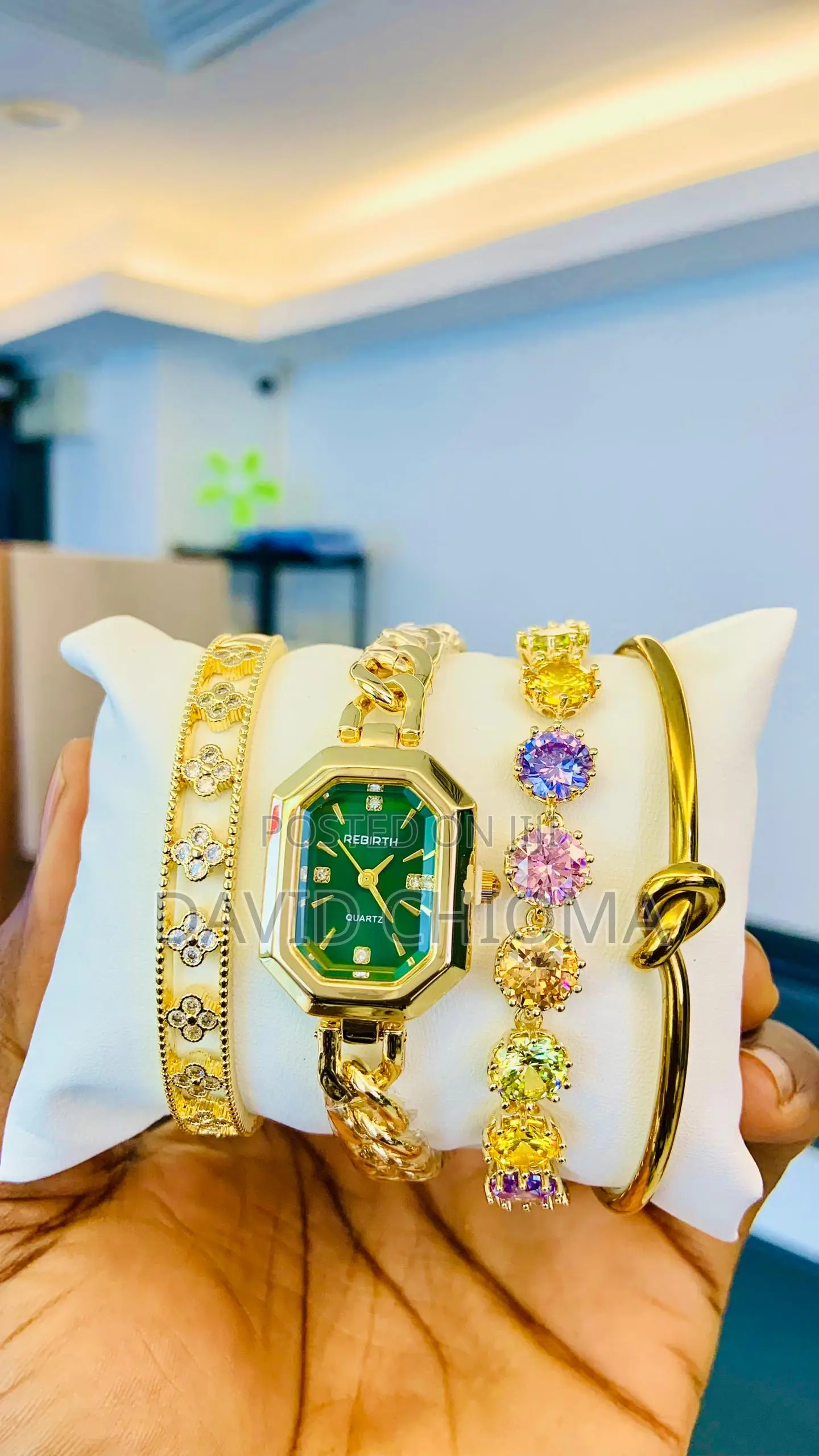Female Watch Set With Bangle