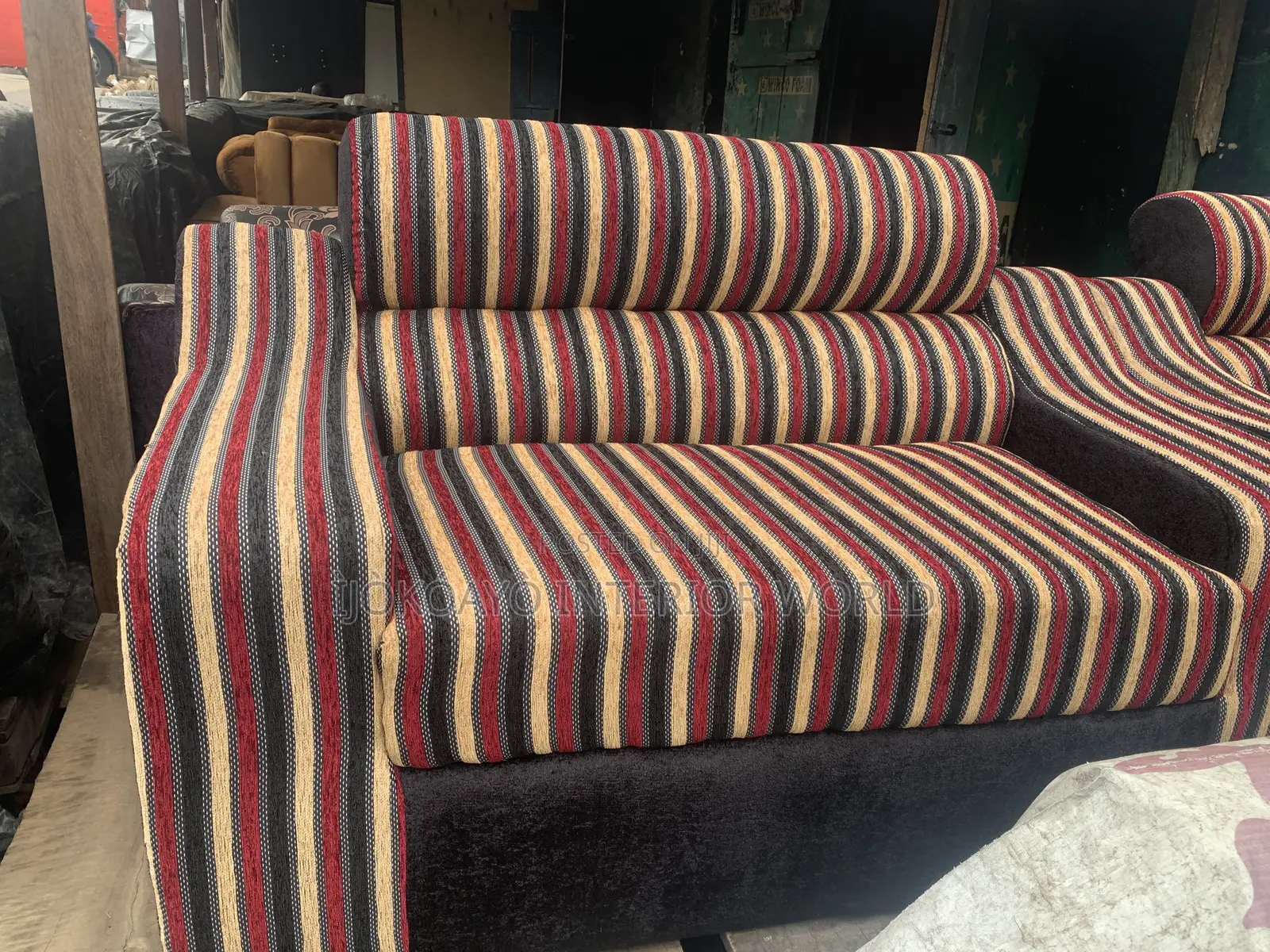 Strawberry Striped Vintage Classic Sofa