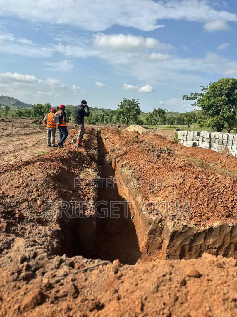 Secure Gated Estate Land in Apo