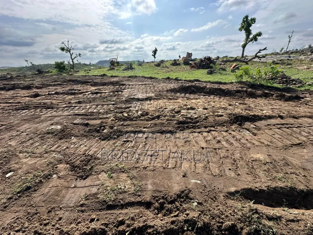 Secure Gated Estate Land in Apo