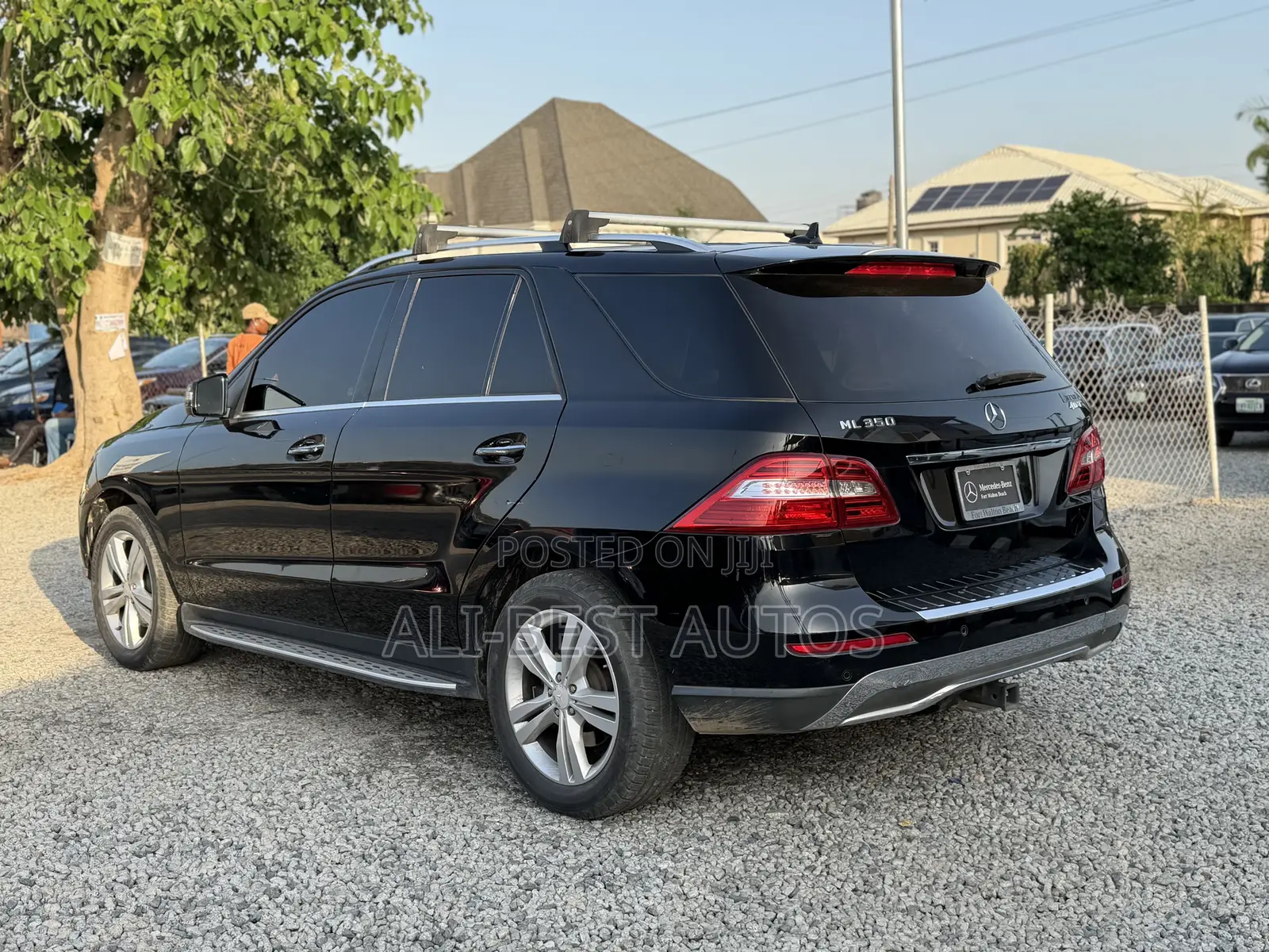 Mercedes-Benz M Class ML350 4MATIC 4dr SUV AWD (3.5L 6cyl 7A) 2014