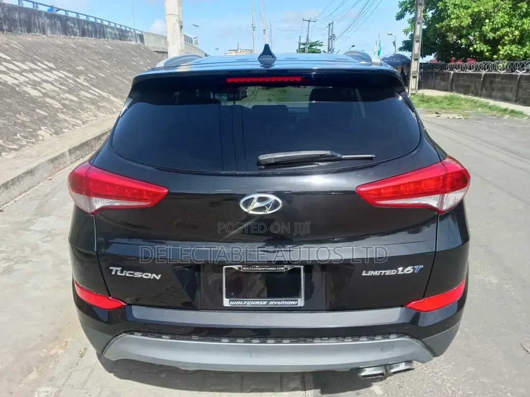 Hyundai Tucson Limited AWD 2016 Black