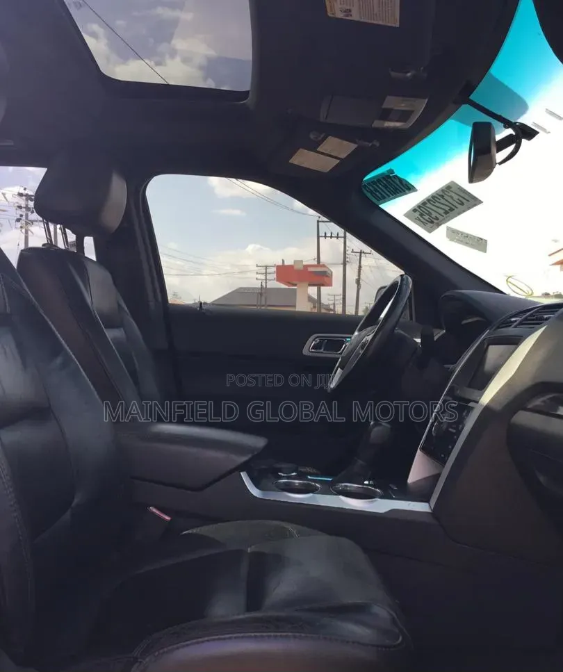 Ford Explorer Limited 4dr 4x4 (3.5L 6cyl 6A) 2013 Silver