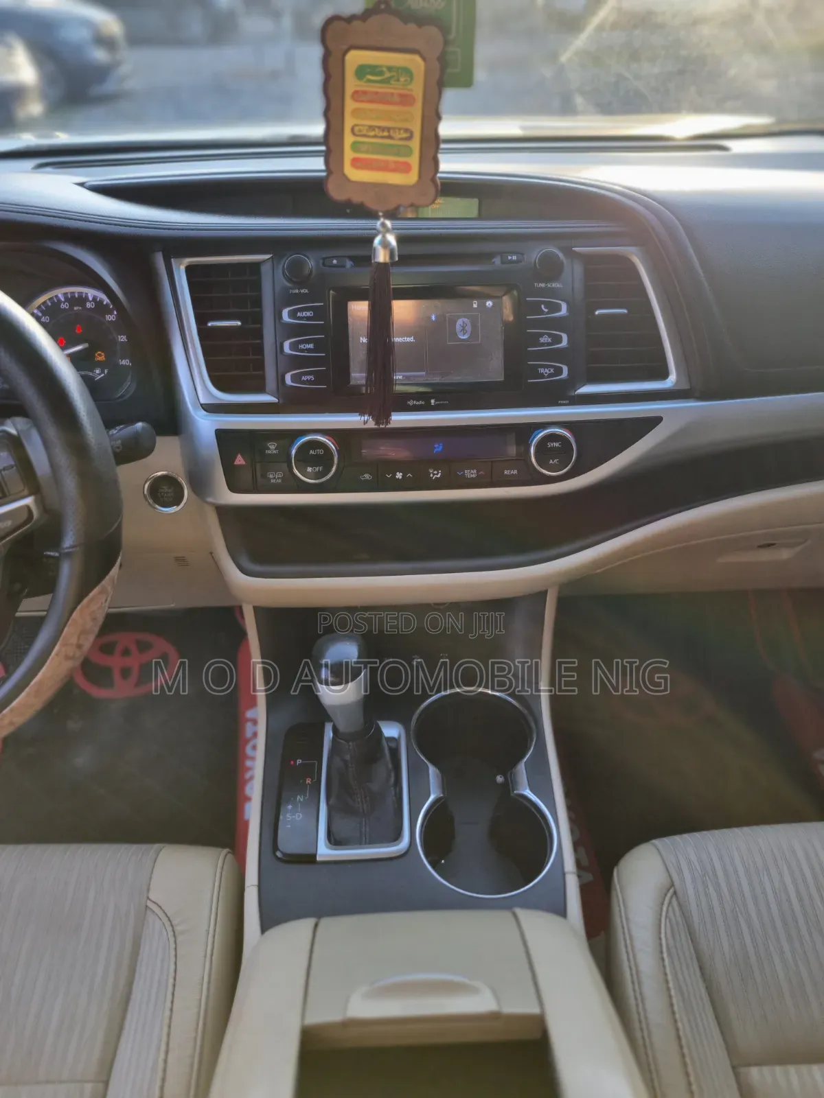 Toyota Highlander XLE V6 4x2 (3.5L 6cyl 6A) 2016 Green
