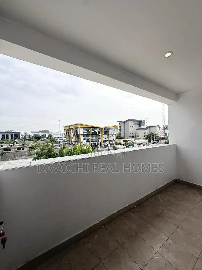 4bdrm Duplex in Lekki Phase 1 for sale