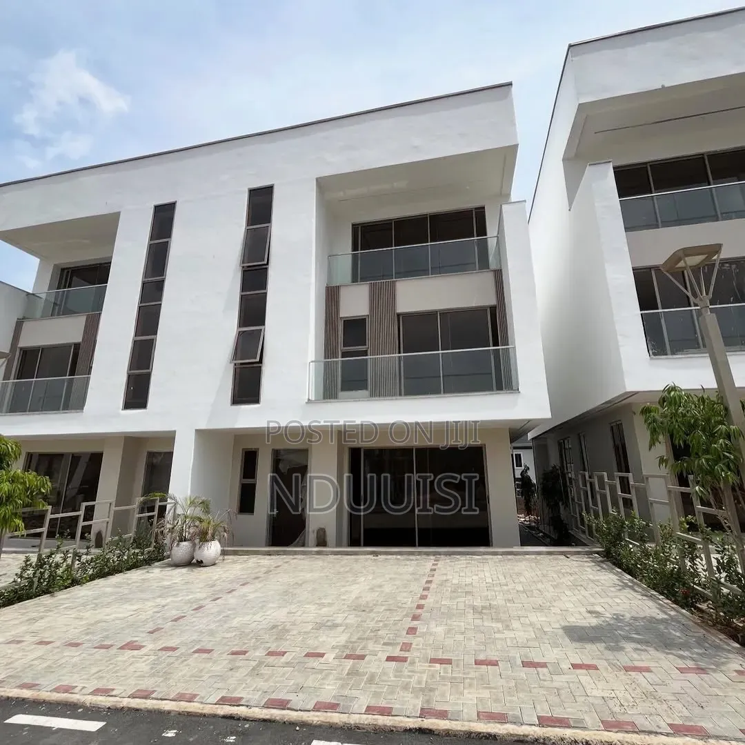 4bdrm Duplex in Guzape District for sale