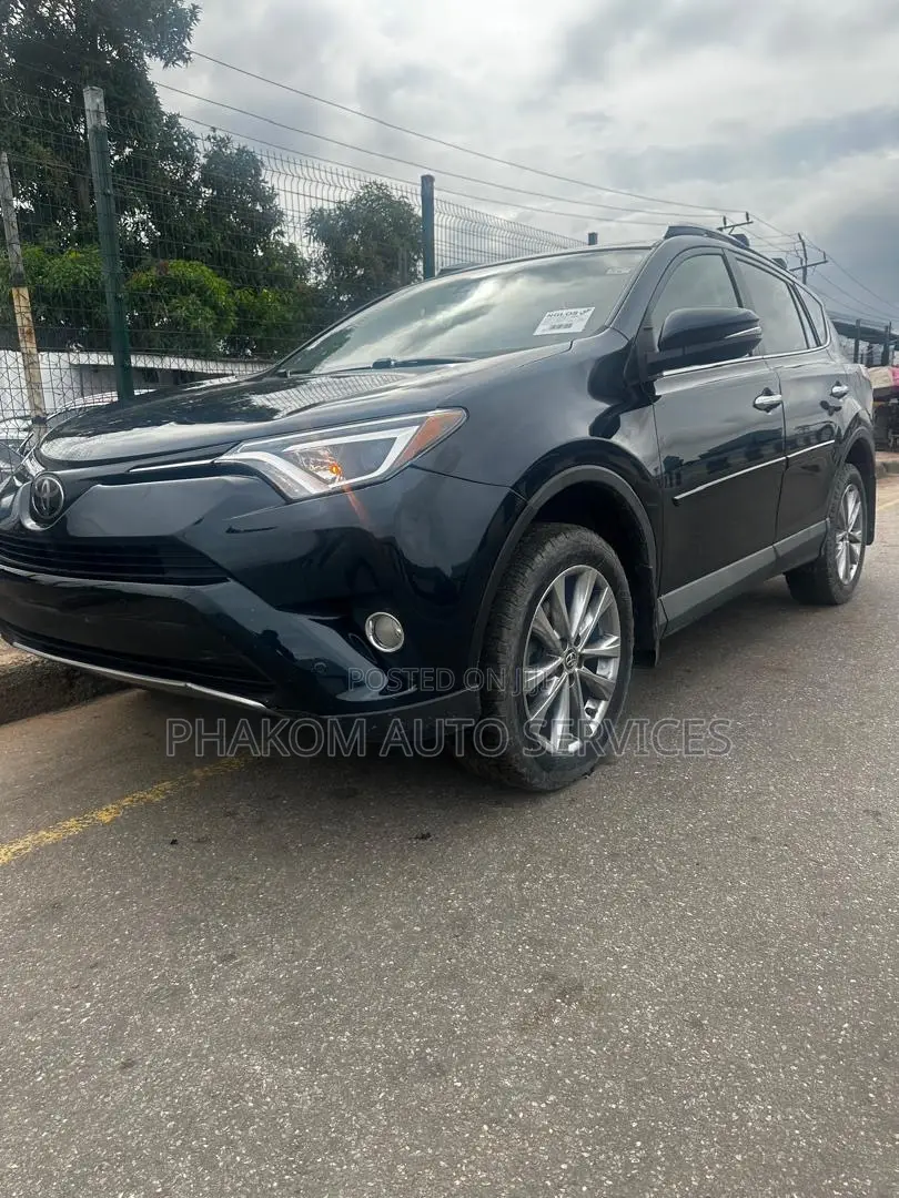 Toyota RAV4 Limited AWD (2.5L 4cyl 6A) 2017 Black