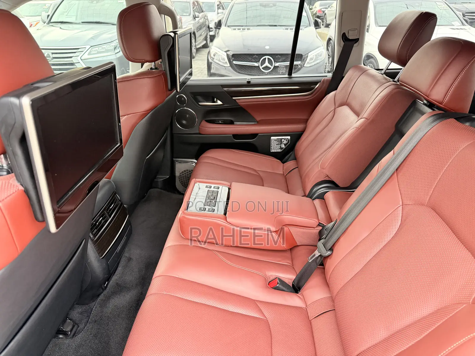 Lexus LX 570 AWD 2018 Black