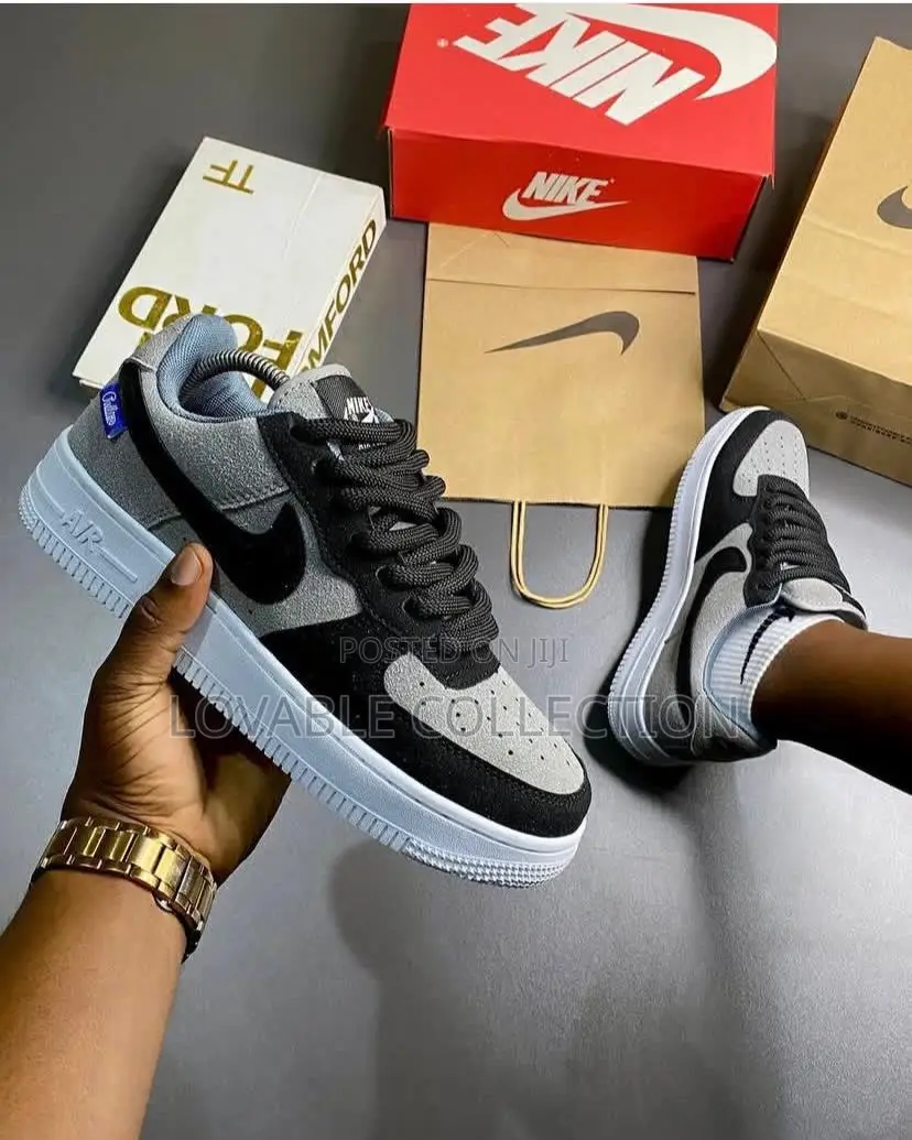 Nike Air Force 1 Low Sneakers