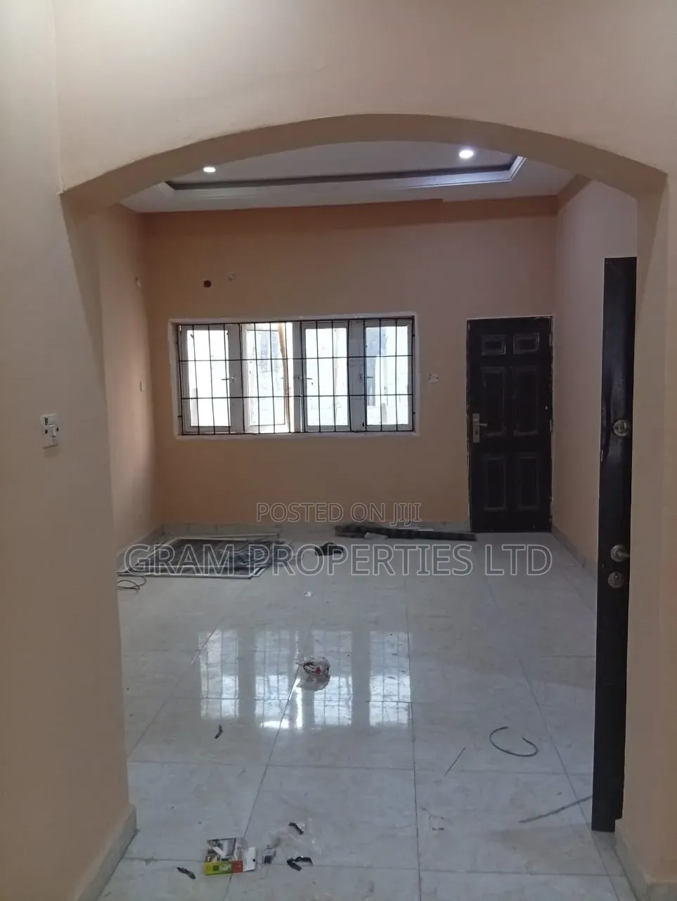 2bdrm Block of Flats in Fo1, Kubwa for rent
