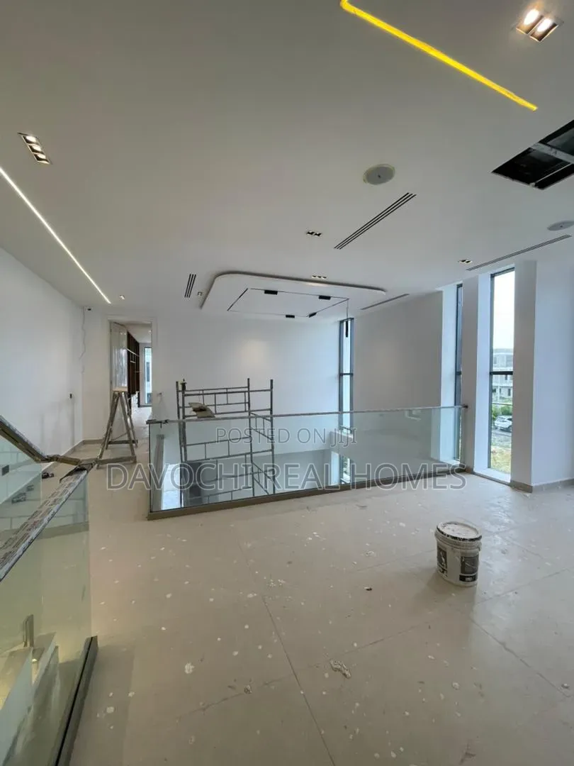 4bdrm Duplex in Abraham Adesanya for sale