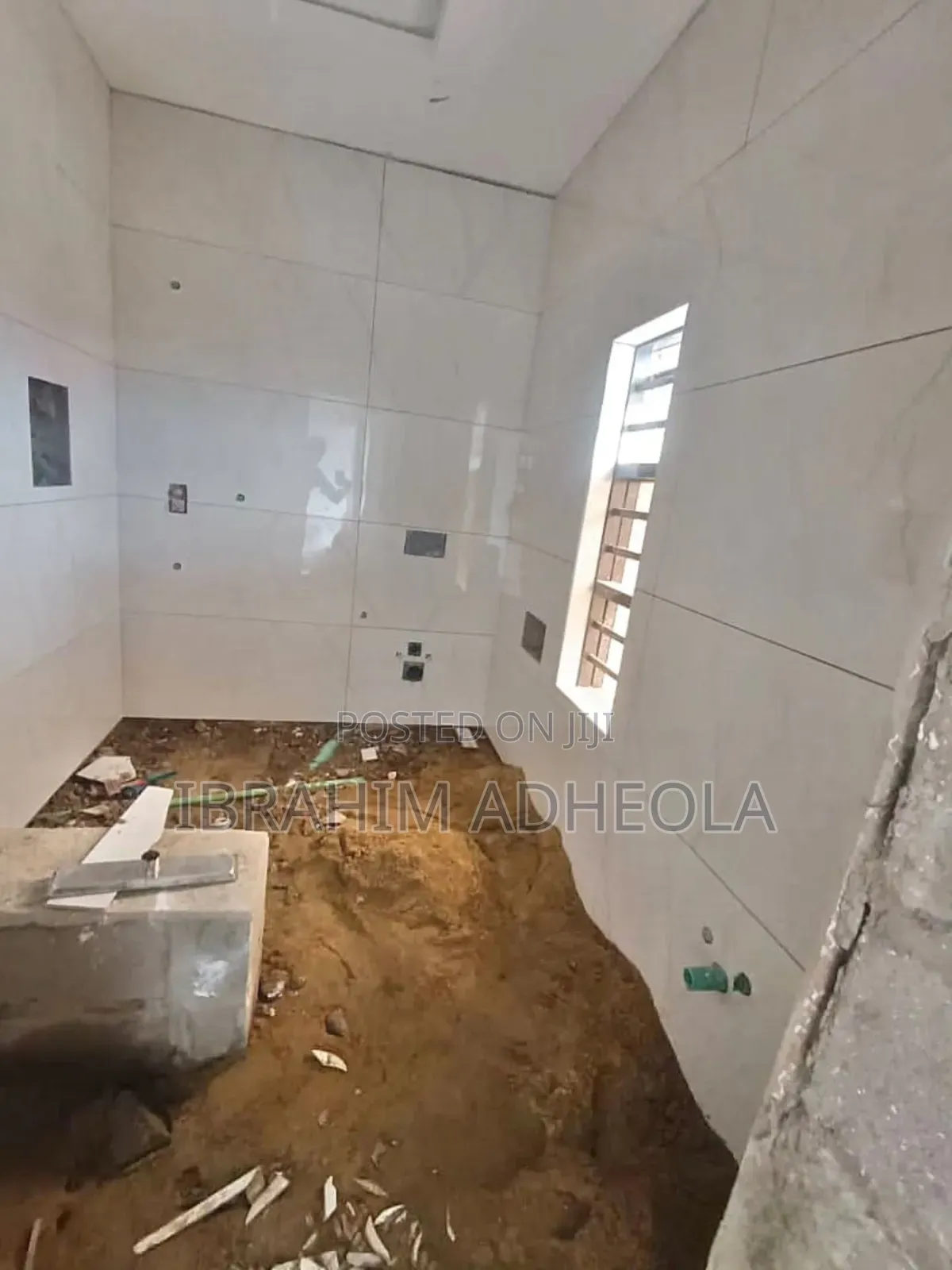 4bdrm Duplex in Ilupeju Estate for sale