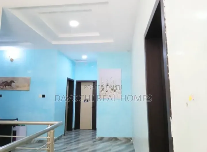 5bdrm Duplex in Lekki Phase 1 for sale