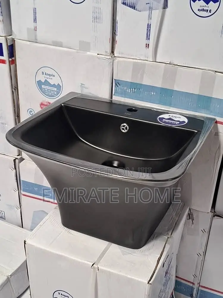 Hanging Black Wash Hand Basin
