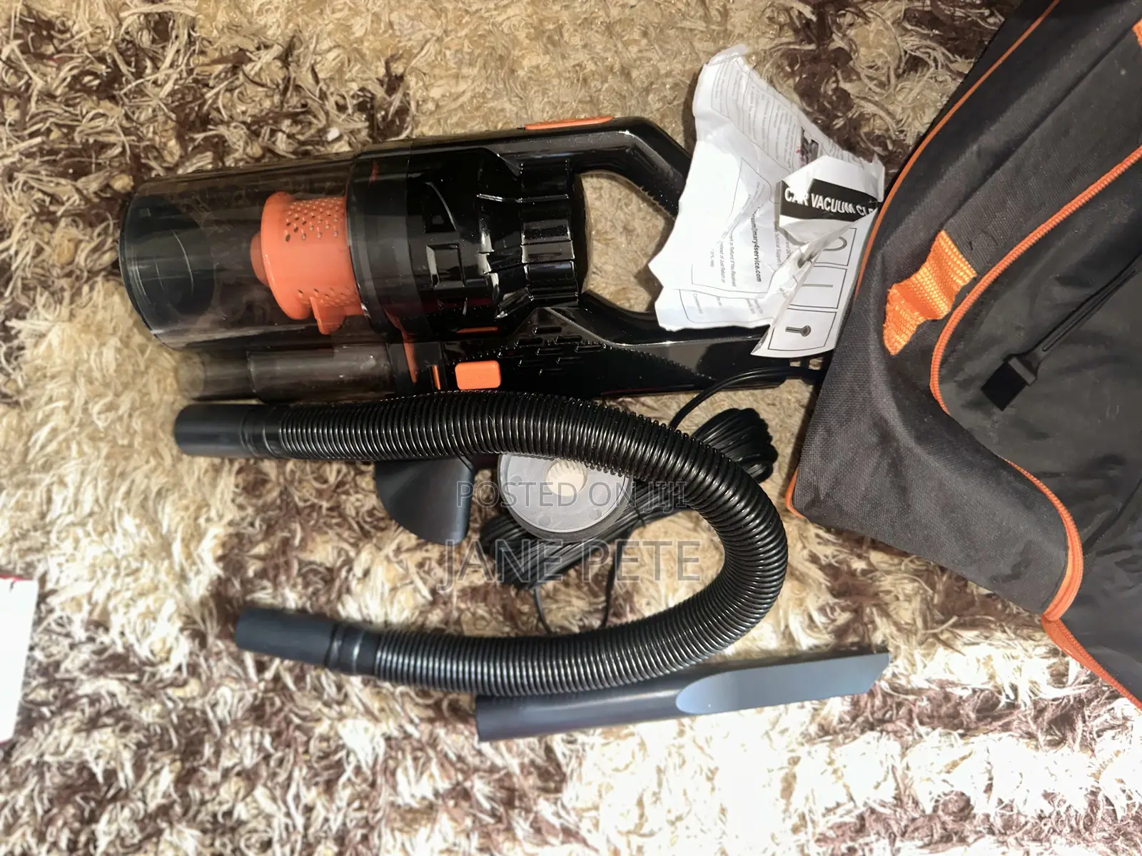 Rechargeable Battery Black and Red Handle Car Vacuum Cleaner