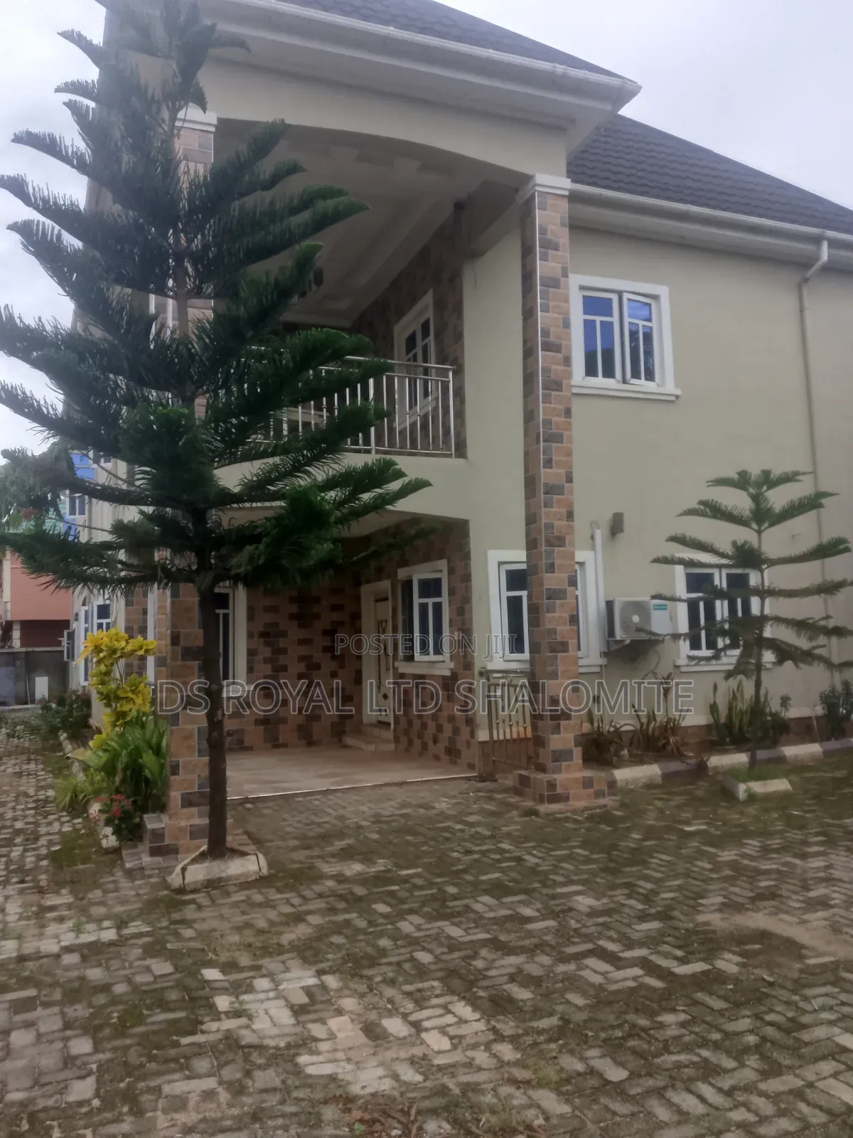 8bdrm Duplex in Benin City for rent