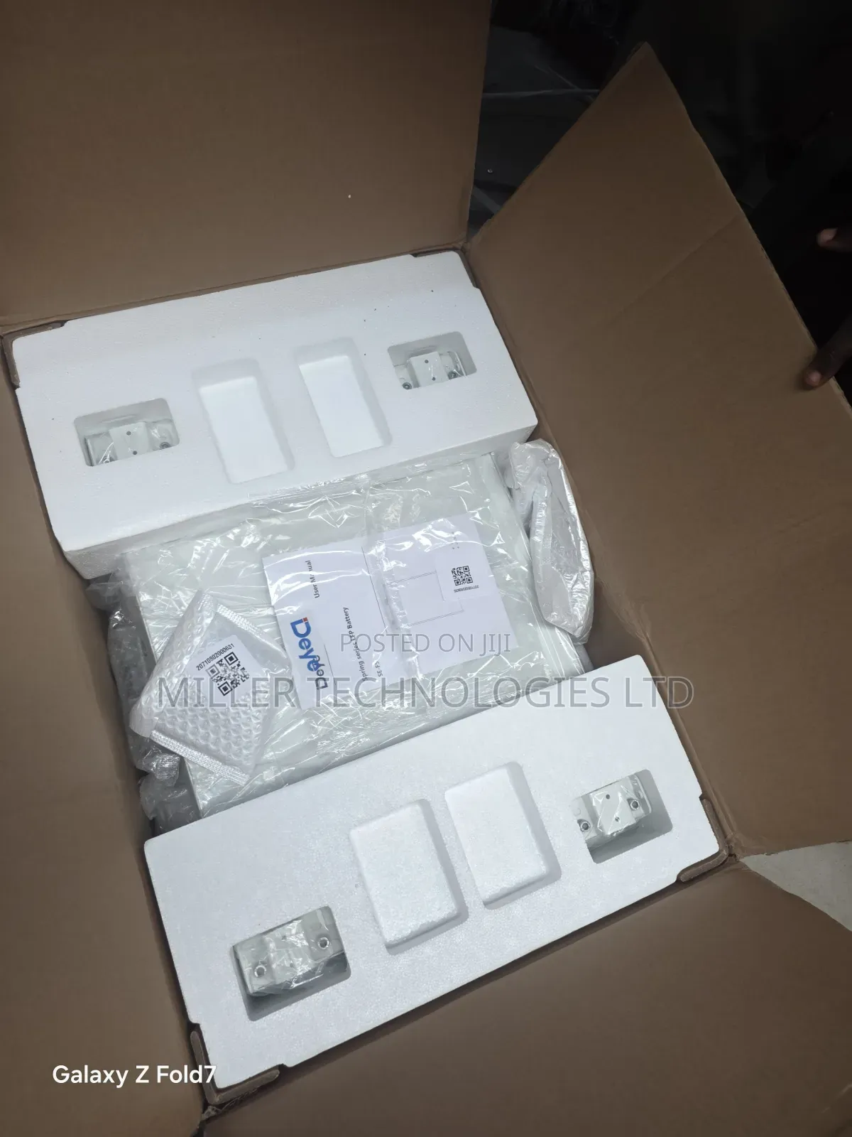 Deye 100ah Lithium Battery 5kwh Nominal Voltage 51.2vdc