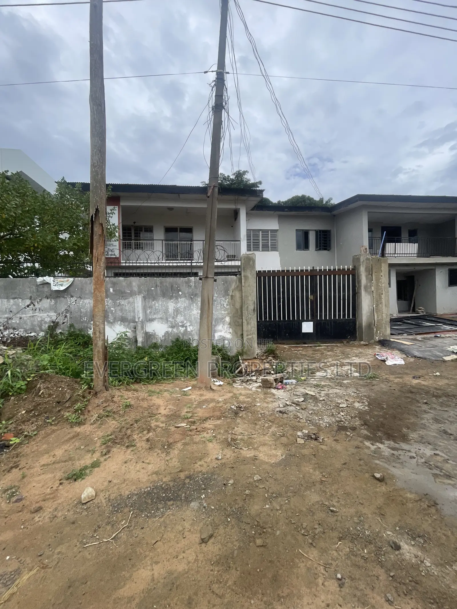4 Bedroom Property for Commercial Purpose