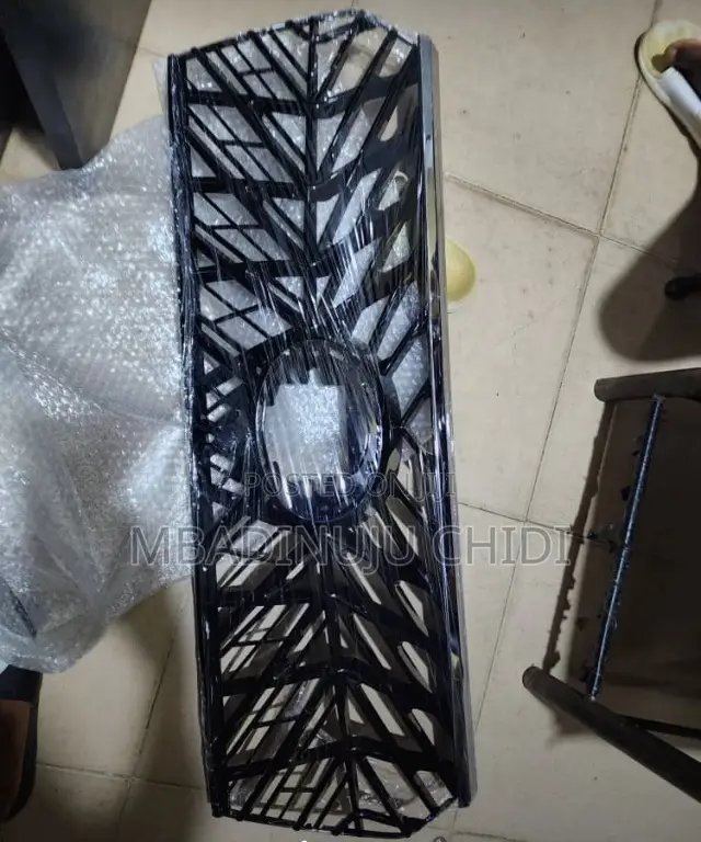 Front Grille Prado 2018 Baskets
