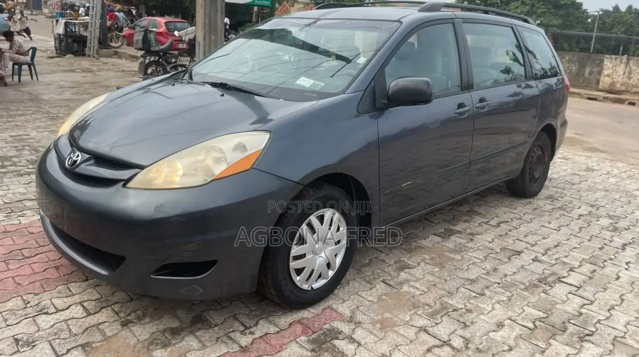 Toyota Sienna 2007 Gray