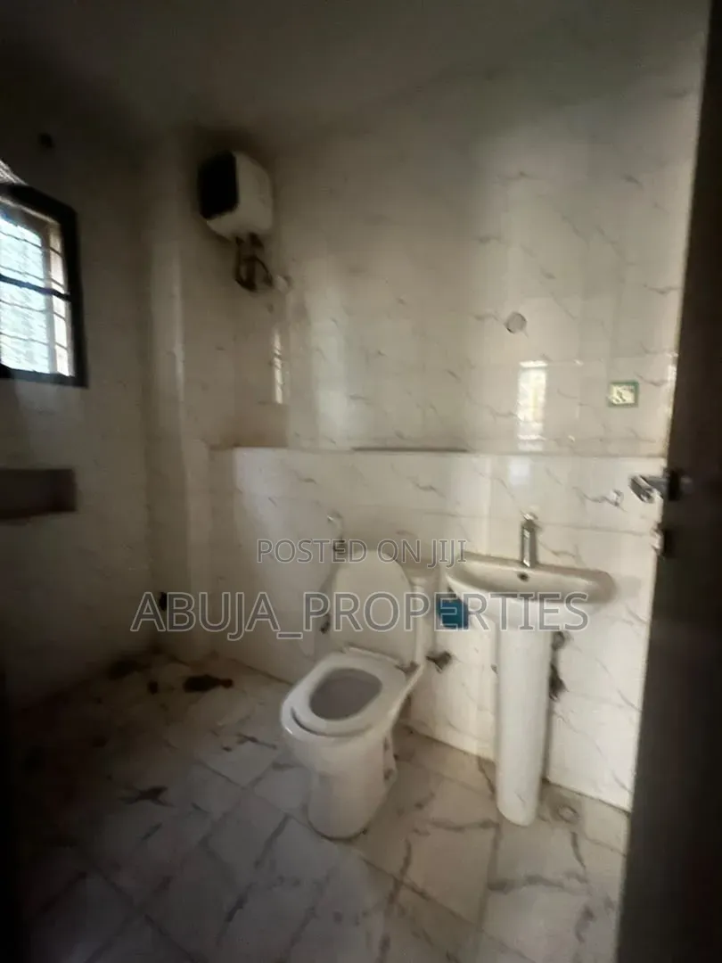 3bdrm Apartment in Jahi for rent