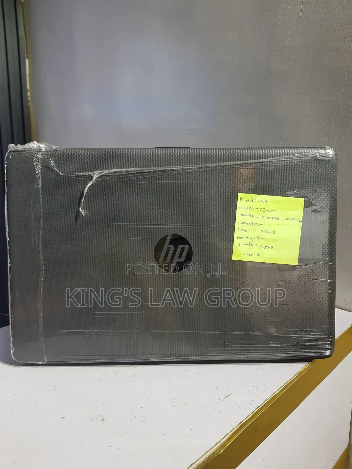 Laptop HP 255 G8 8GB AMD Ryzen 5 SSD 128GB