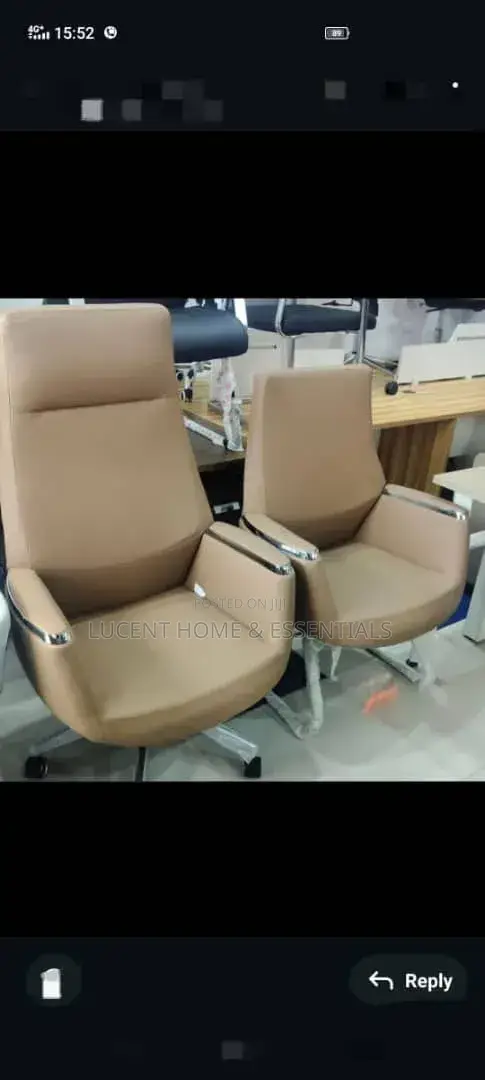 Luxury Executive Visitor Office Chairs – Premium Camel Leather Set