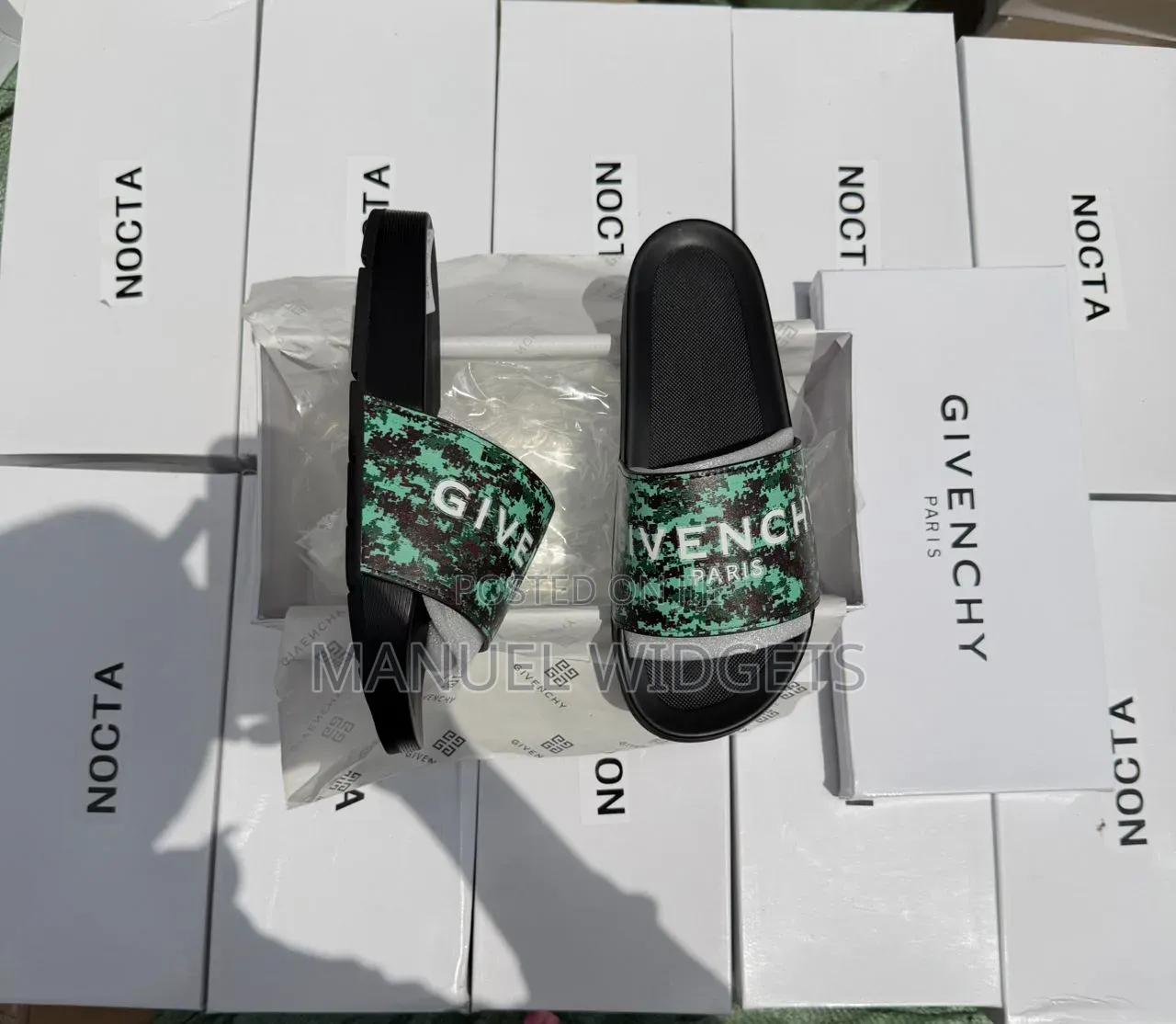 Givenchy Carton Luxury Slides – Premium Quality