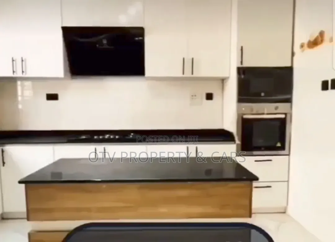 4bdrm Duplex in Sangotedo for sale