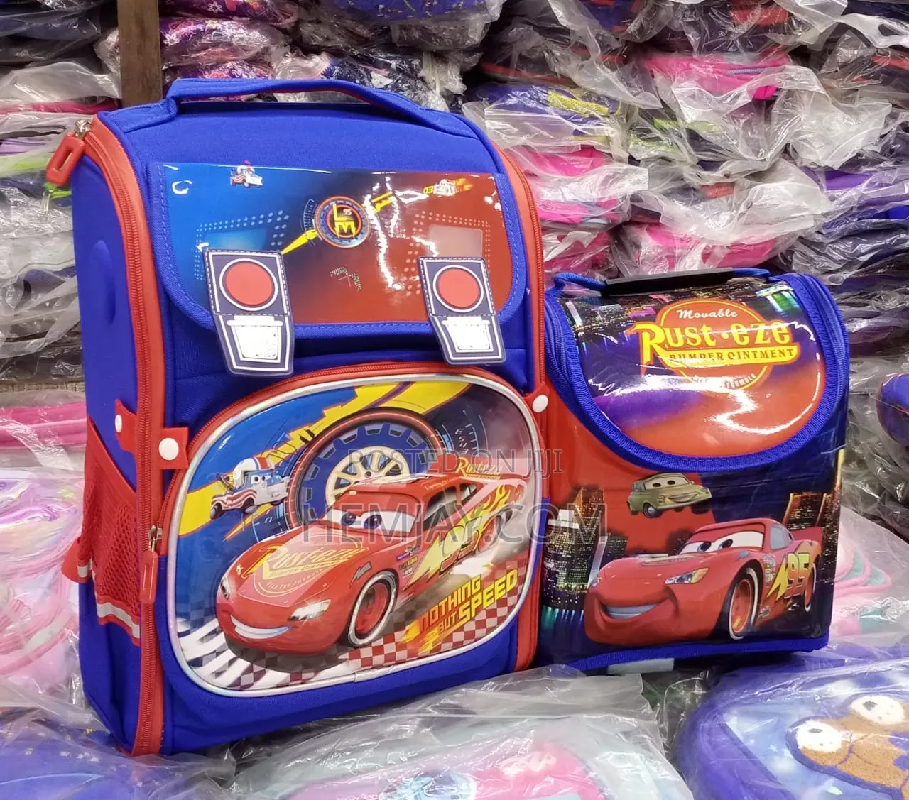 2in1 School Bag and Launch Bags. (Free Water Bottle)